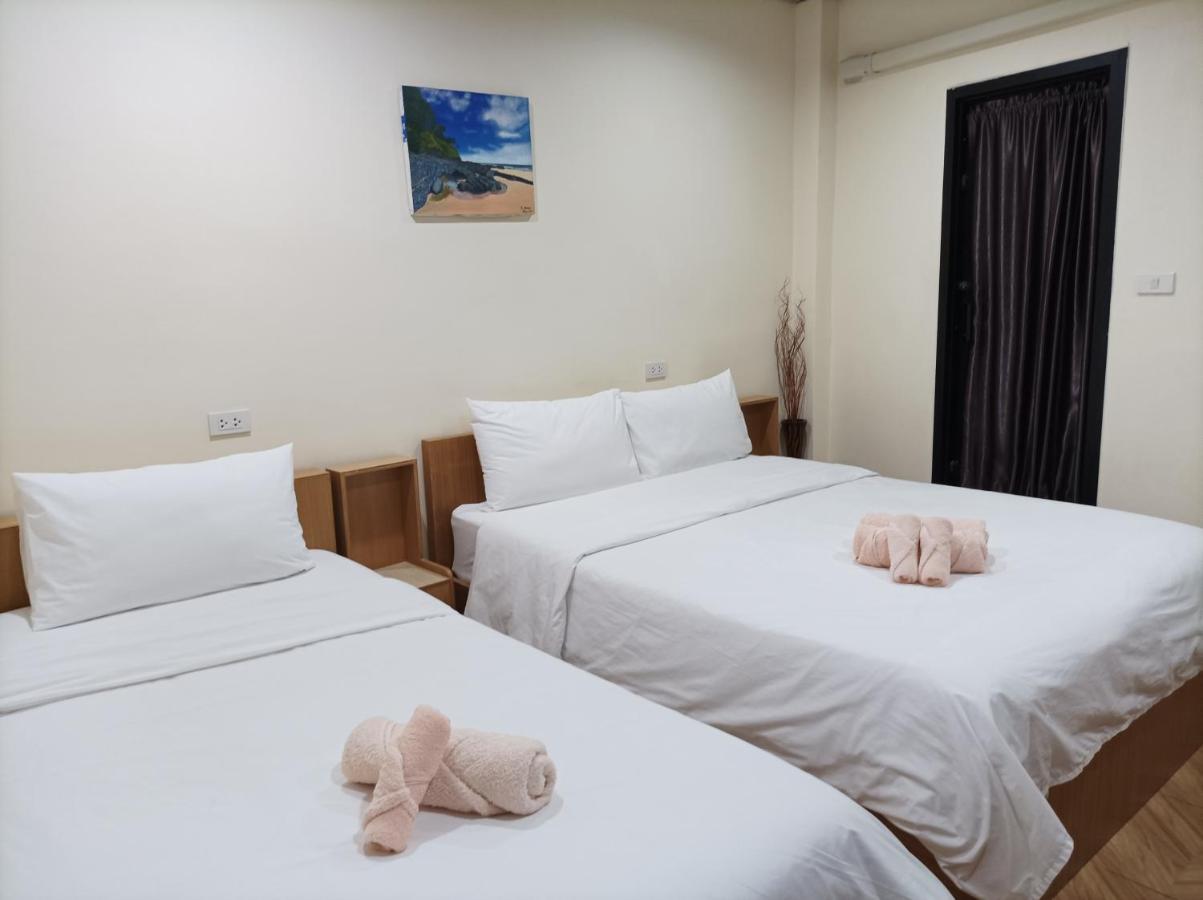 Double D Rooms & Cafe Bangkok Zewnętrze zdjęcie