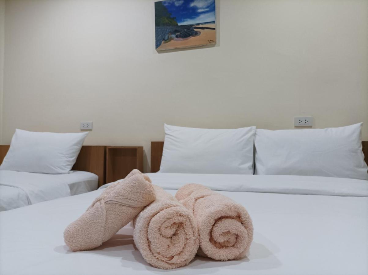 Double D Rooms & Cafe Bangkok Zewnętrze zdjęcie