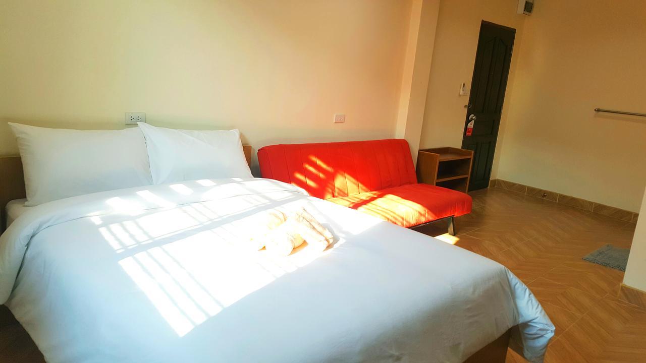 Double D Rooms & Cafe Bangkok Zewnętrze zdjęcie